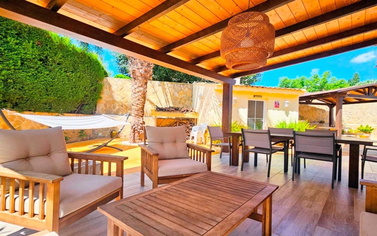 4 bedrooms House in La Pobla de Vallbona, Spain No. 180481