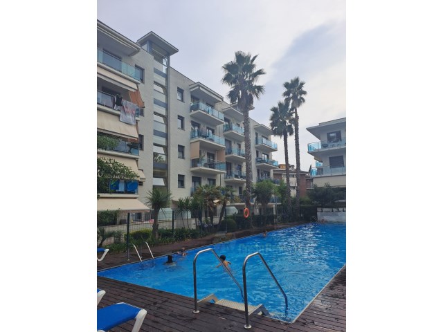 Apartamento de 3 dormitorios en Lloret de Mar, Spain No. 215593