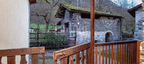 3 rooms Apartment in La Salle, Italy No. 267879 13