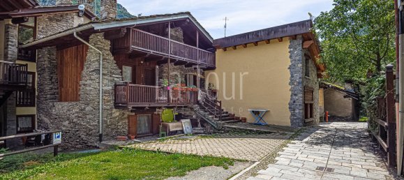 3 rooms Apartment in La Salle, Italy No. 267879 7