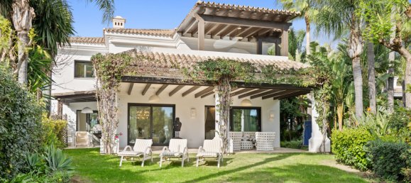 6 bedrooms Villa in Marbella, Spain No. 98938 8