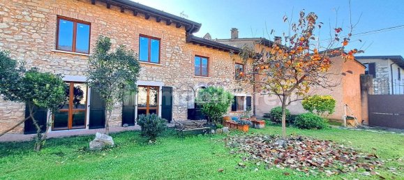 4 bedrooms Villa in Gussago, Italy No. 153586 2
