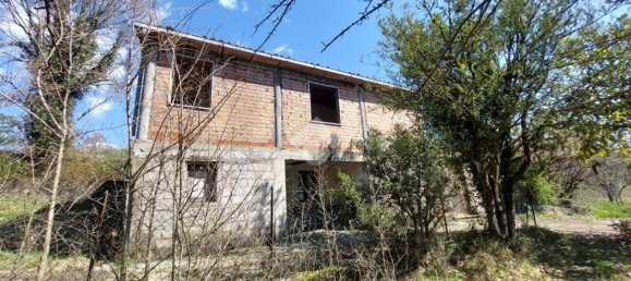 Studio in Vico nel Lazio, Italy, Nr. 146886 2