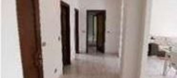 6 rooms Apartment in Monza, Italy No. 4110 9