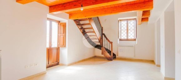 Duplex T3 em L'Aquila, Italy N.º 228644 10