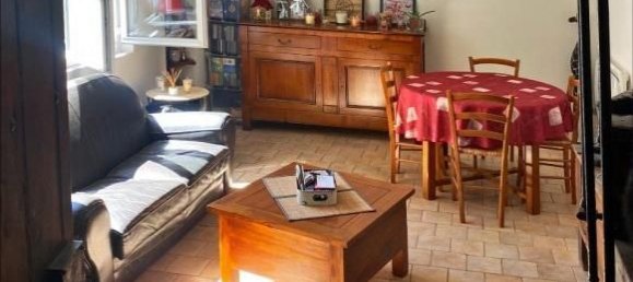 2 bedrooms House in Yzeures-sur-Creuse, France No. 79960 7