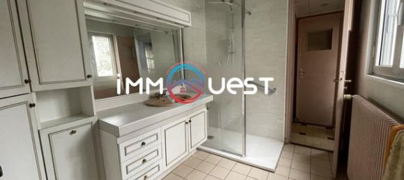 3 bedrooms House in Calais, France No. 309888 4