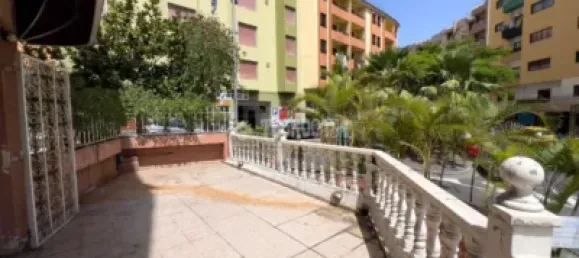  عقار تجاري في Los Realejos, Spain 100متر مربع رقم 169522 2