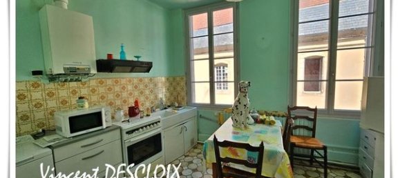 3 bedrooms House in Yonne, France No. 300777 3