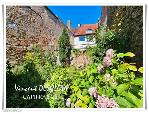 3 bedrooms House in Yonne, France No. 300777