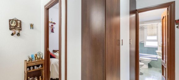 Apartamento de 4 dormitorios en Granada, Spain No. 156192 11