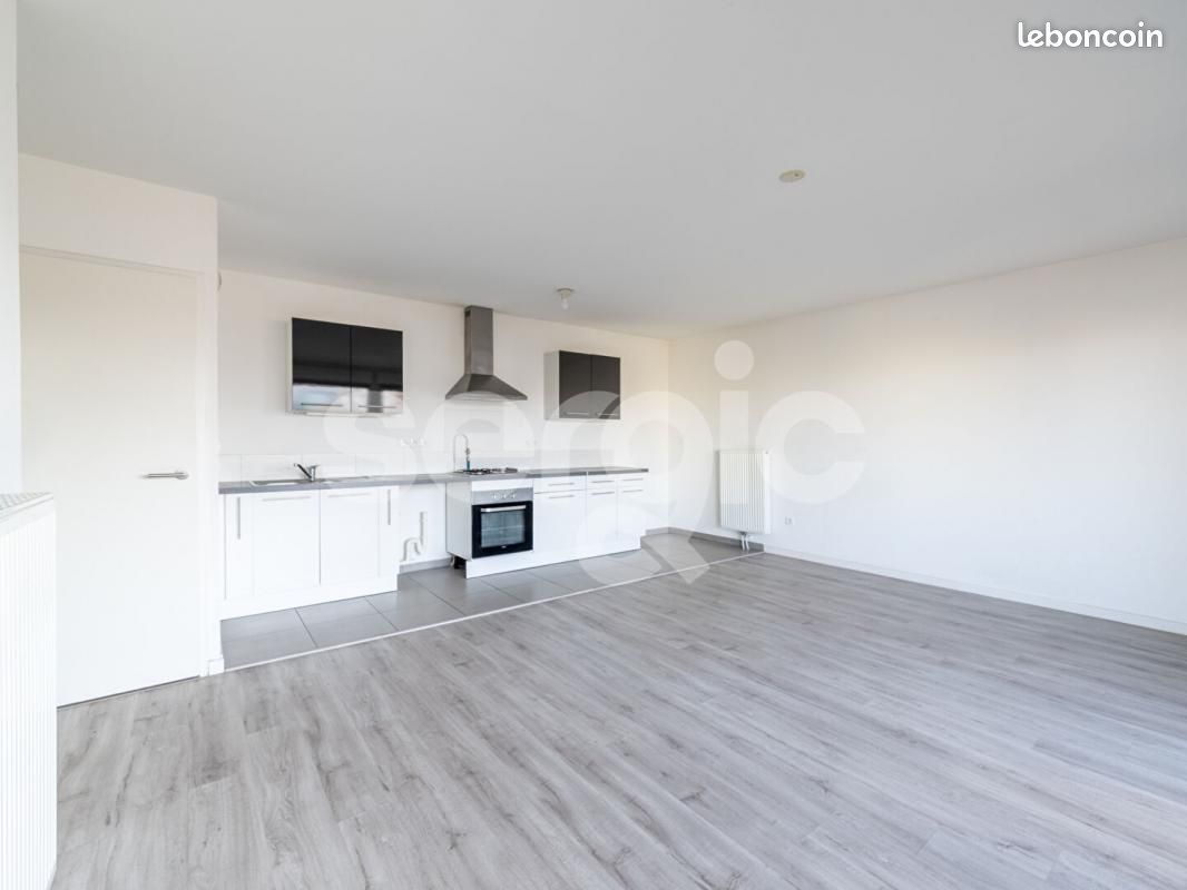 Квартира с 2 спальнями в Лилль, Франция № 362625