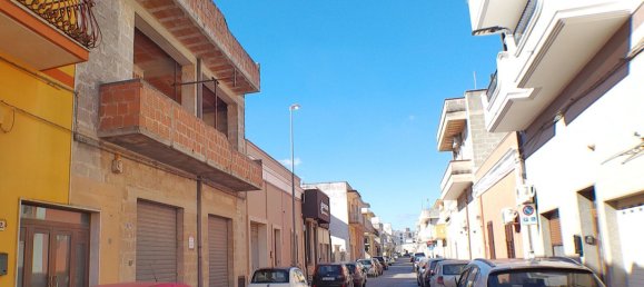 Edifício em Manduria, Italy 330 m² N.º 42391 2