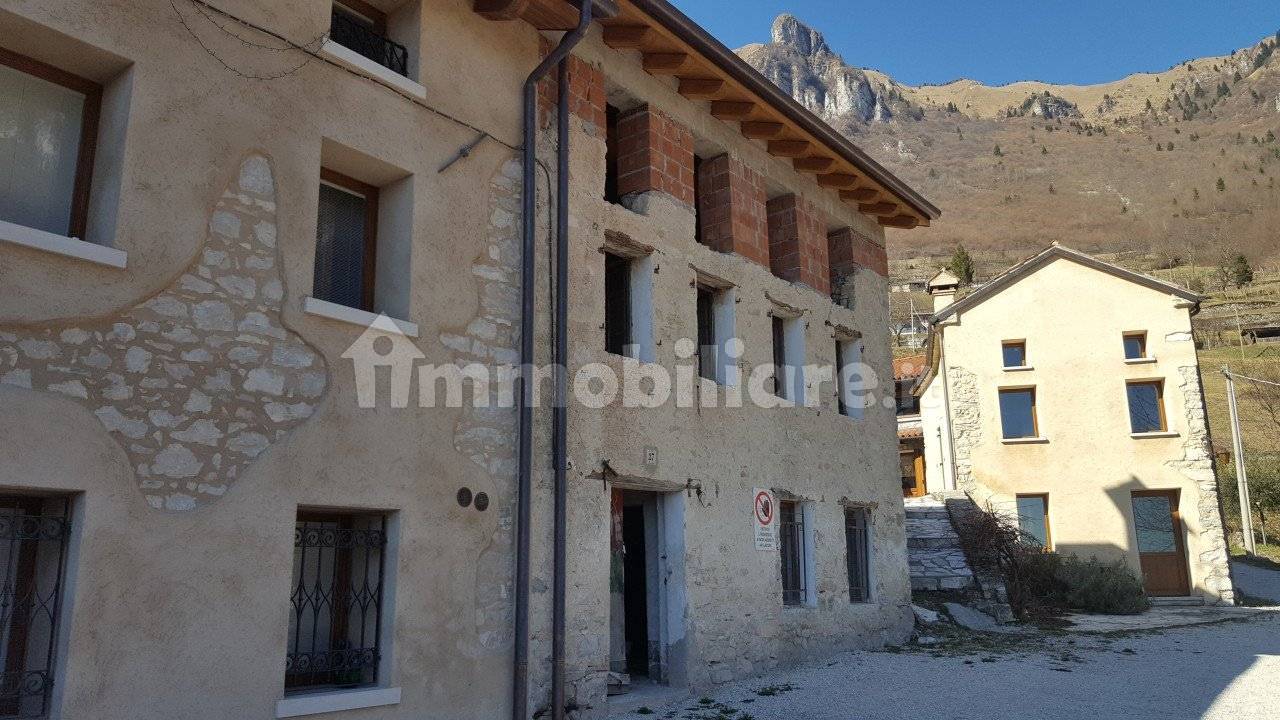 4 Schlafzimmer Haus in Belluno, Italy, Nr. 285992