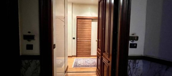 3غرفة شقة في Turin, Italy رقم 157992 38