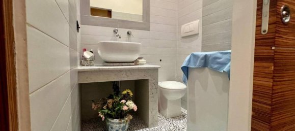 3غرفة شقة في Turin, Italy رقم 157992 33