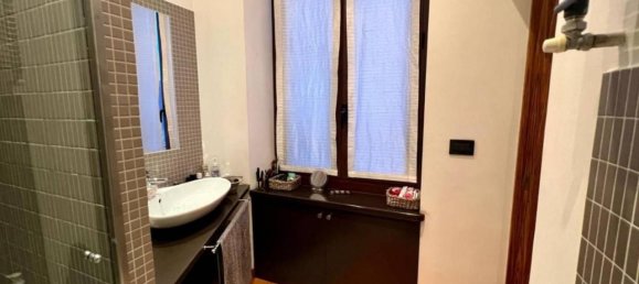 3غرفة شقة في Turin, Italy رقم 157992 30