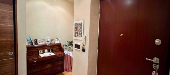 3غرفة شقة في Turin, Italy رقم 157992 35