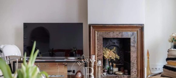 2 Schlafzimmer Doppelhaus in Paris, France, Nr. 149031 7