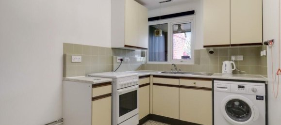 2 chambres Bungalow à Guildford, United Kingdom No. 13883 9