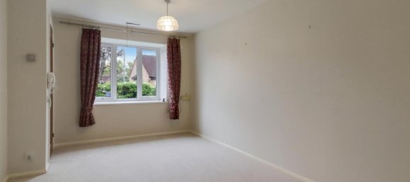 2 chambres Bungalow à Guildford, United Kingdom No. 13883 4