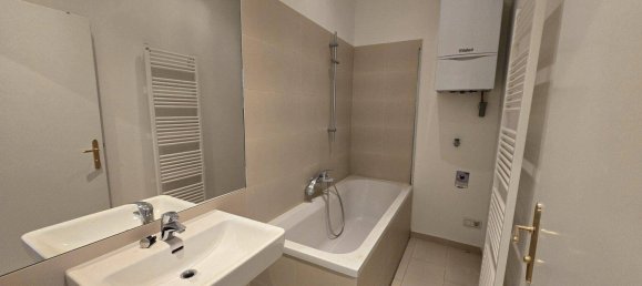 2 rooms Apartment in Vienna, Austria No. 183359 4