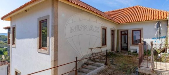 8 bedrooms House in Santa Marta de Penaguiao, Portugal No. 183743 5