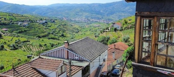 8 bedrooms House in Santa Marta de Penaguiao, Portugal No. 183743 4