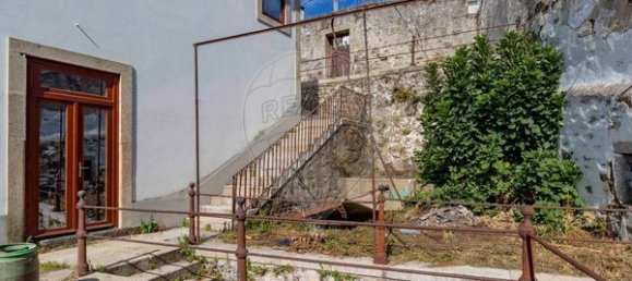 8 bedrooms House in Santa Marta de Penaguiao, Portugal No. 183743 6