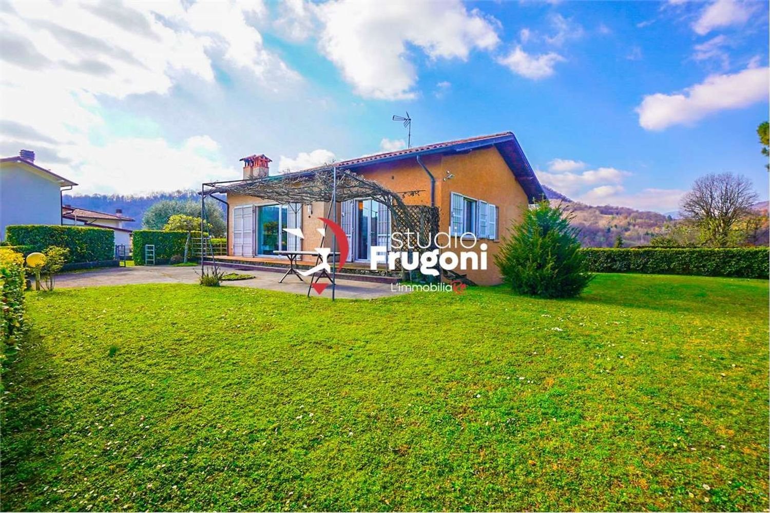 5-Zimmer Villa in Roè Volciano, Italy, Nr. 88479