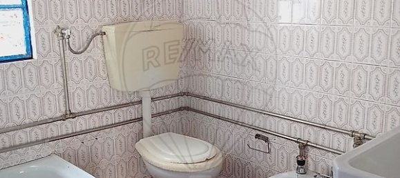 3 bedrooms House in Alvaro, Portugal No. 166687 13