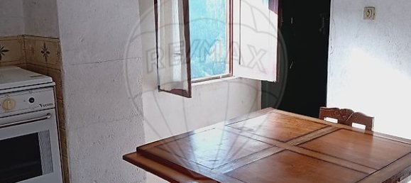 3 bedrooms House in Alvaro, Portugal No. 166687 9