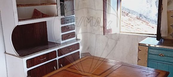 3 bedrooms House in Alvaro, Portugal No. 166687 8