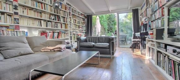 3 bedrooms House in Clamart, France No. 181151 2