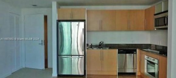 1 dormitorio propiedad comercial en venta en Miami, Miami-Dade, Florida, USA № 615761 4