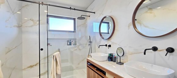 3 bedrooms House in Sao Joao da Madeira, Portugal No. 184806 17