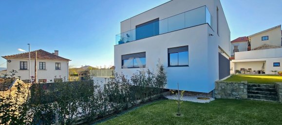 3 bedrooms House in Sao Joao da Madeira, Portugal No. 184806 3