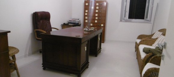 Apartamento de 6 habitaciónes en Livorno, Italy No. 163197 12