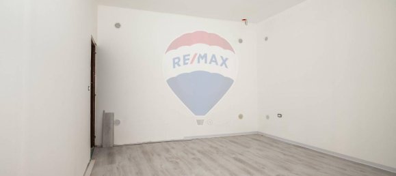 2-salle Appartement à Caltagirone, Italy No. 29891 8