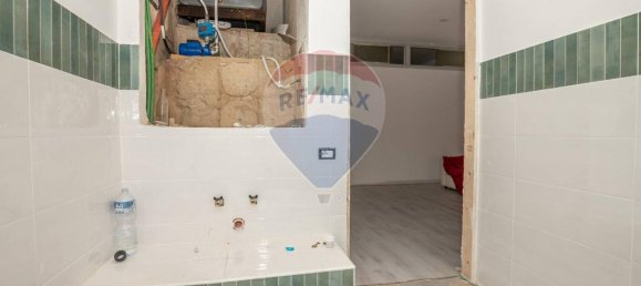 2-salle Appartement à Caltagirone, Italy No. 29891 14