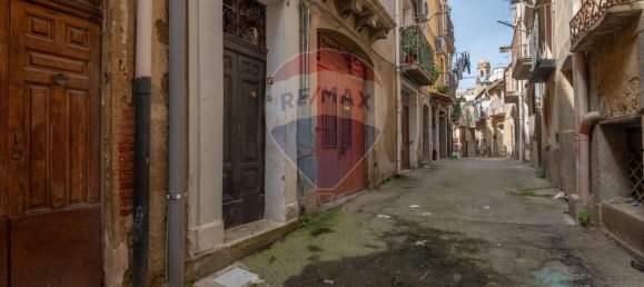 2-salle Appartement à Caltagirone, Italy No. 29891 22