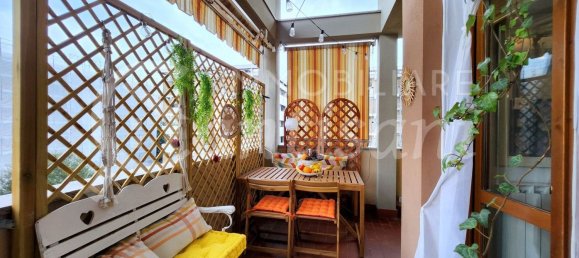 4 rooms Penthouse in Florence, Italy No. 212417 2