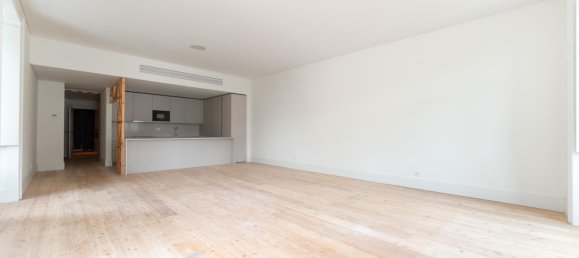2 bedrooms Apartment in Lisbon, Portugal No. 106588 10