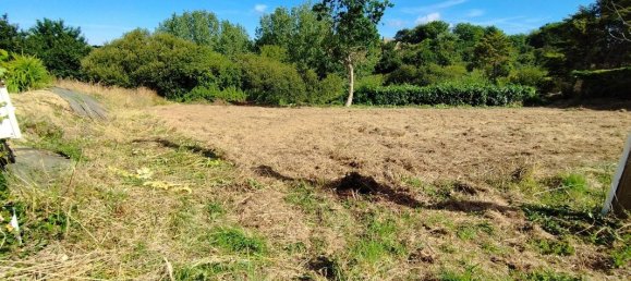 Terrain à Plougoulm, France 1316m² No. 97027 3