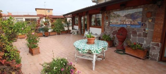 6-salle Penthouse à Casavatore, Italy No. 85573 17