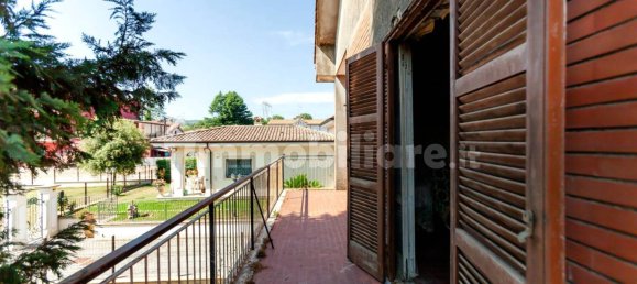 2 bedrooms Villa in Palestrina, Italy No. 80051 12