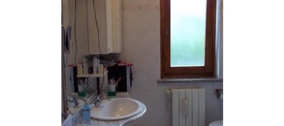 1 Schlafzimmer Wohnung in Solto Collina, Italy, Nr. 253007 2