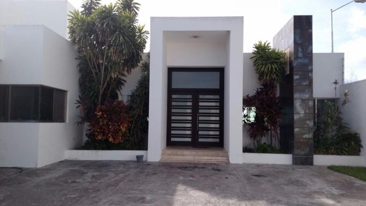 3 bedrooms House in Merida, Mexico No. 66578