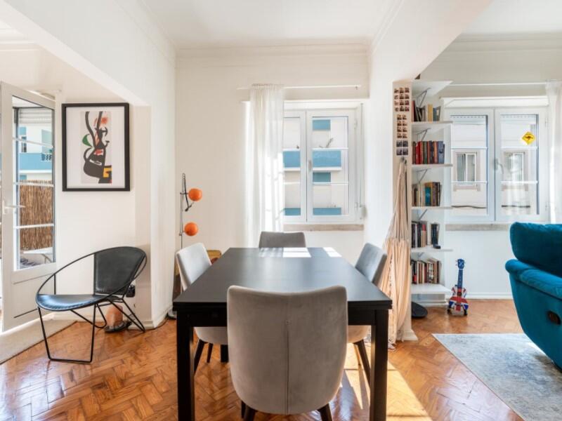 2 bedrooms Apartment in Lisbon, Portugal No. 335806