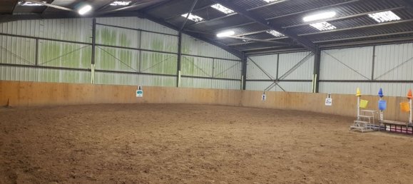 5 bedrooms House in Chalons-en-Champagne, France No. 59417 17